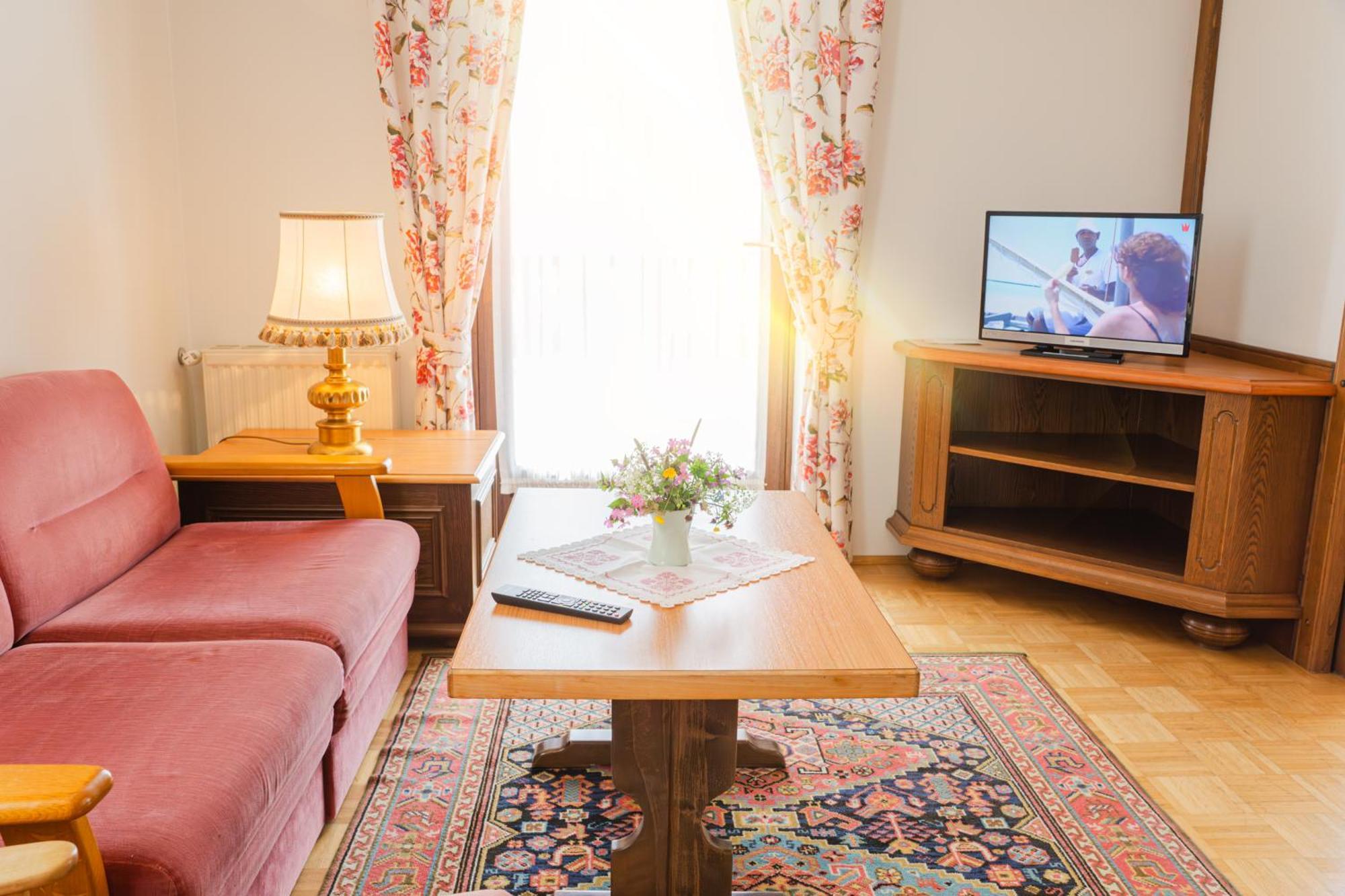 Seebad Appartements Sankt Wolfgang im Salzkammergut ภายนอก รูปภาพ